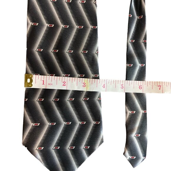 Nisen Geometric Pattern Mens Necktie Black Gray Zig Zag Career Dad Gift - Picture 3 of 5